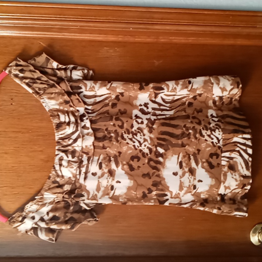 Essentials by Milano Animal print off/on the shoulder top S